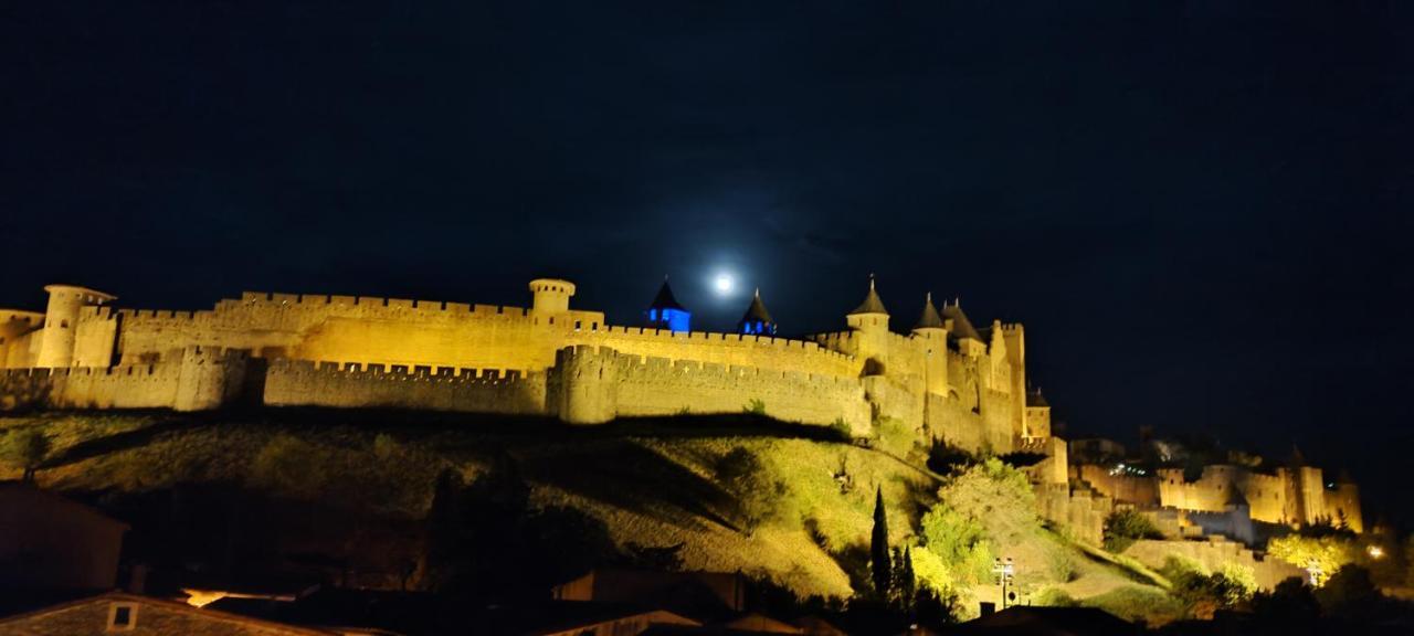 La Maison Des Templiers ~ Ostal Medieval ~ Logis Enchantes Каркассон Экстерьер фото
